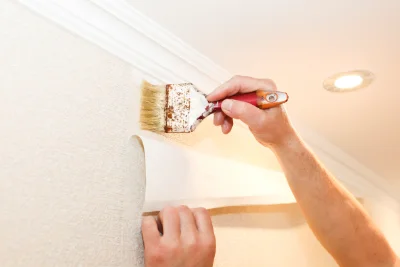 Pose de papier peint à Chaunac — revêtements muraux et toiles de verre